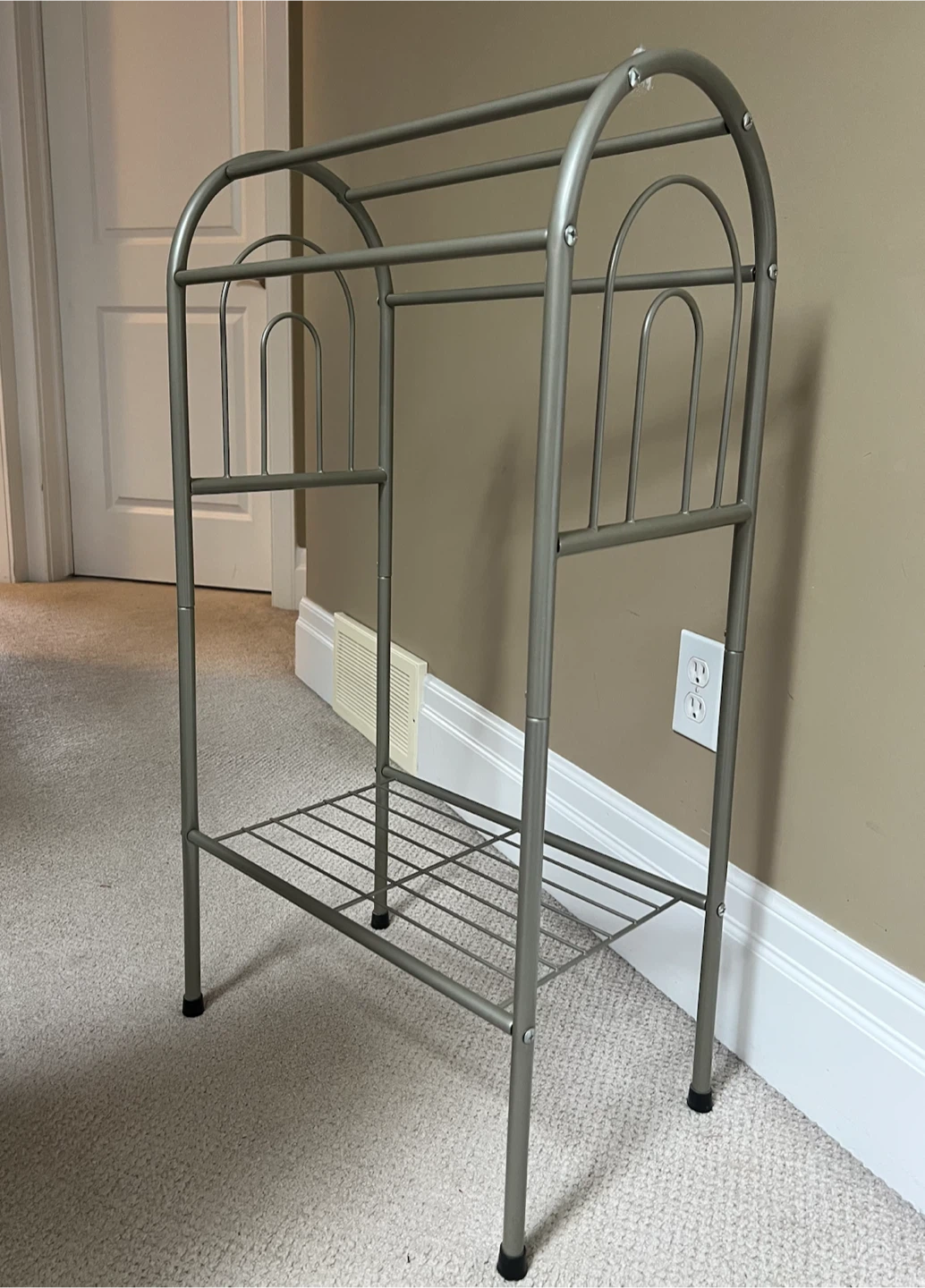 Freestanding Metal 3-Bar Towel Rack Stand - photo 2