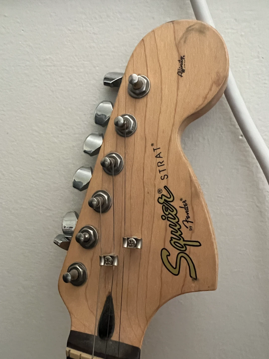 Squier Stratocaster Electric Guitar - photo 3