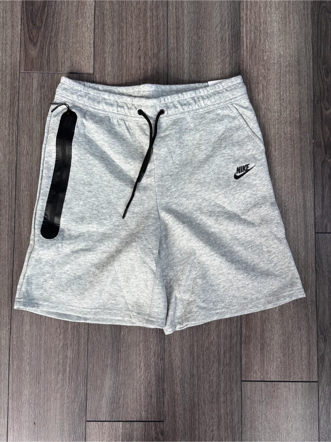 Nike Tech Fleece Shorts XL Grey