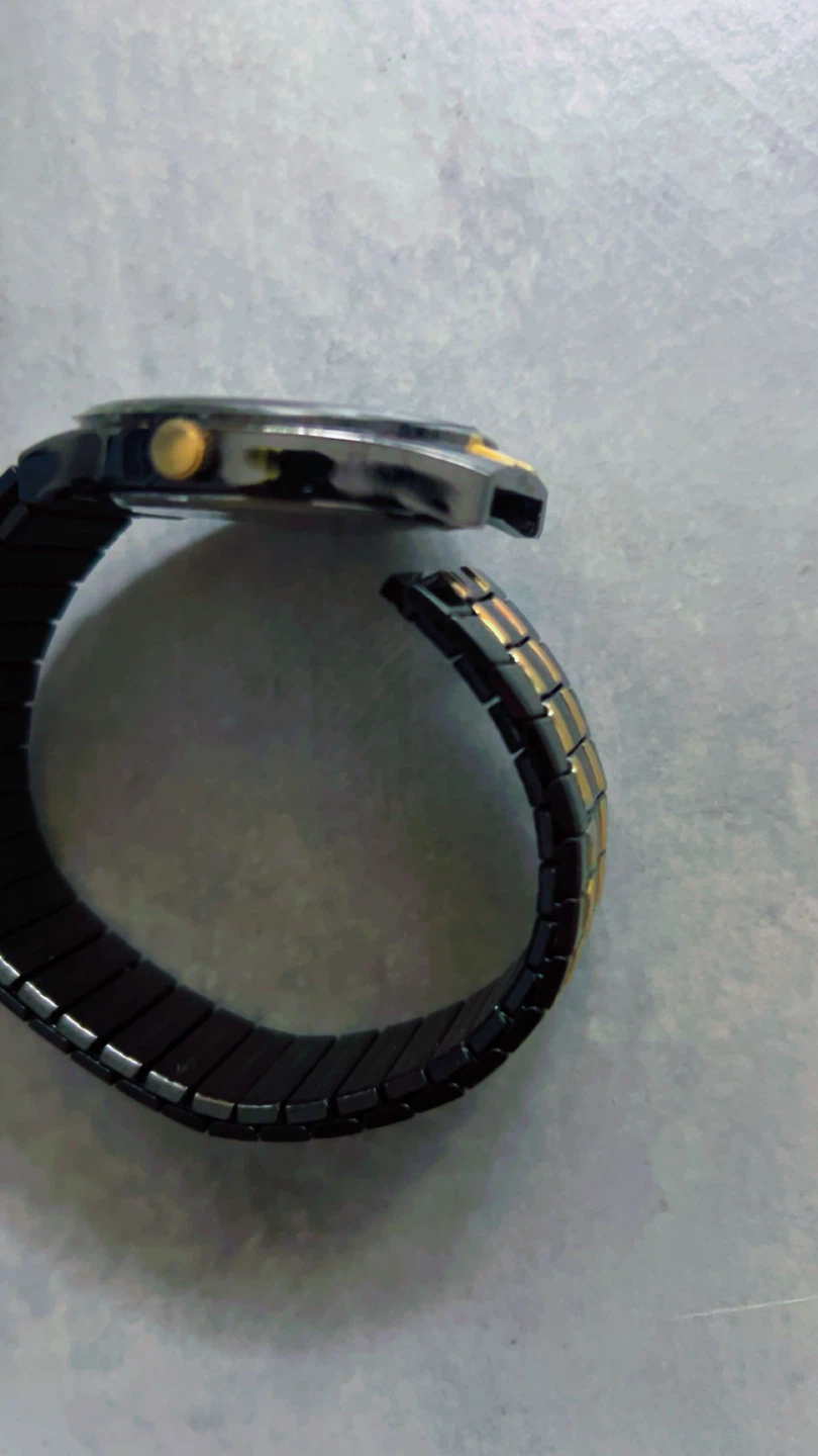 Black and Gold Quartz Watch - photo 2
