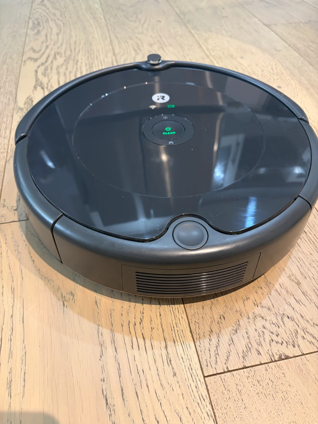 iRobot Roomba 694 Wi-Fi Robot Vacuum - photo 3