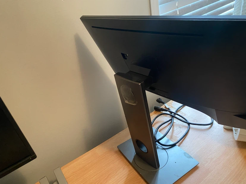 Dell 24-inch Monitor - photo 2