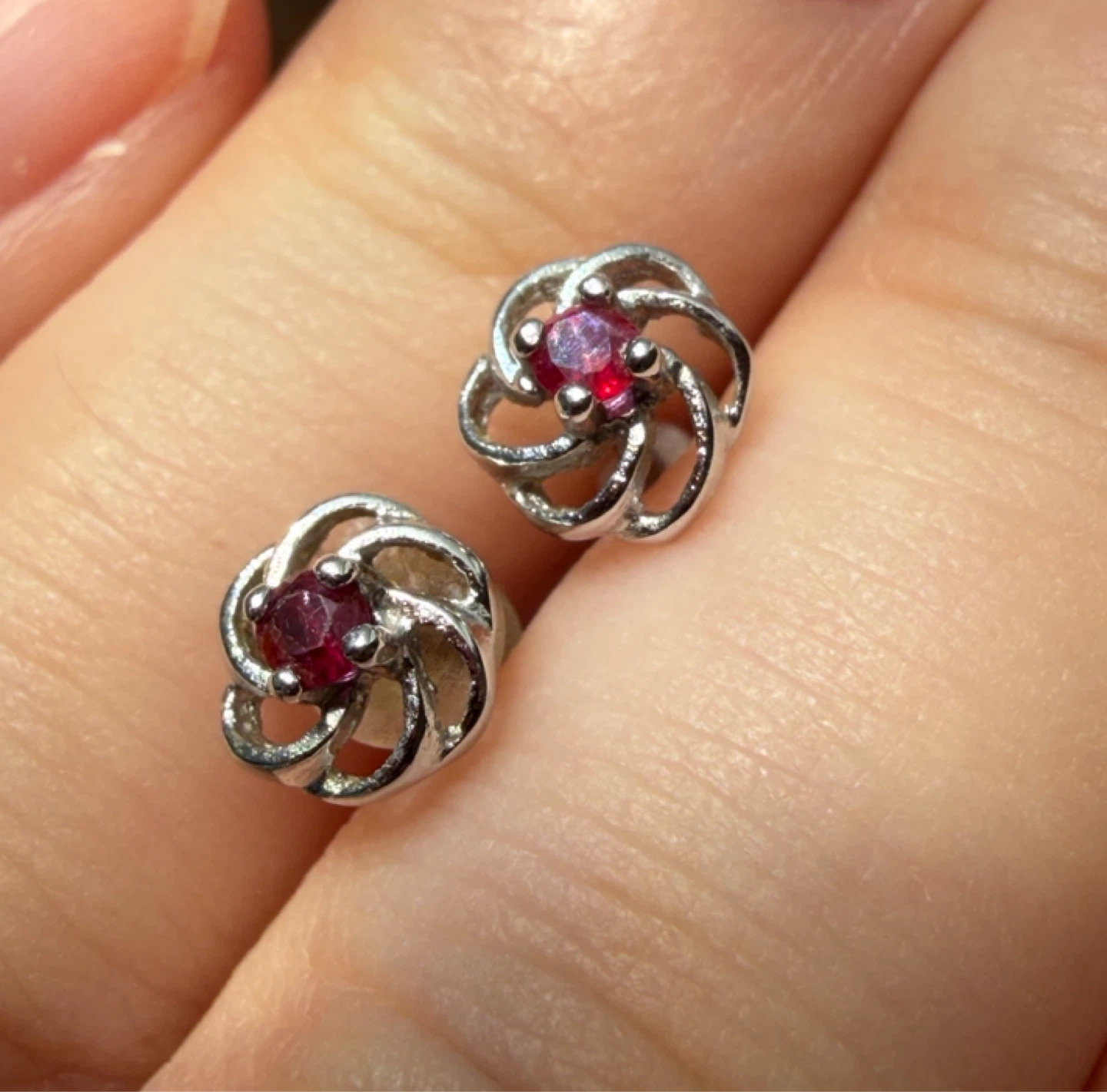 Sterling Silver Flower Nature Ruby Stone Stud Earrings - photo 5