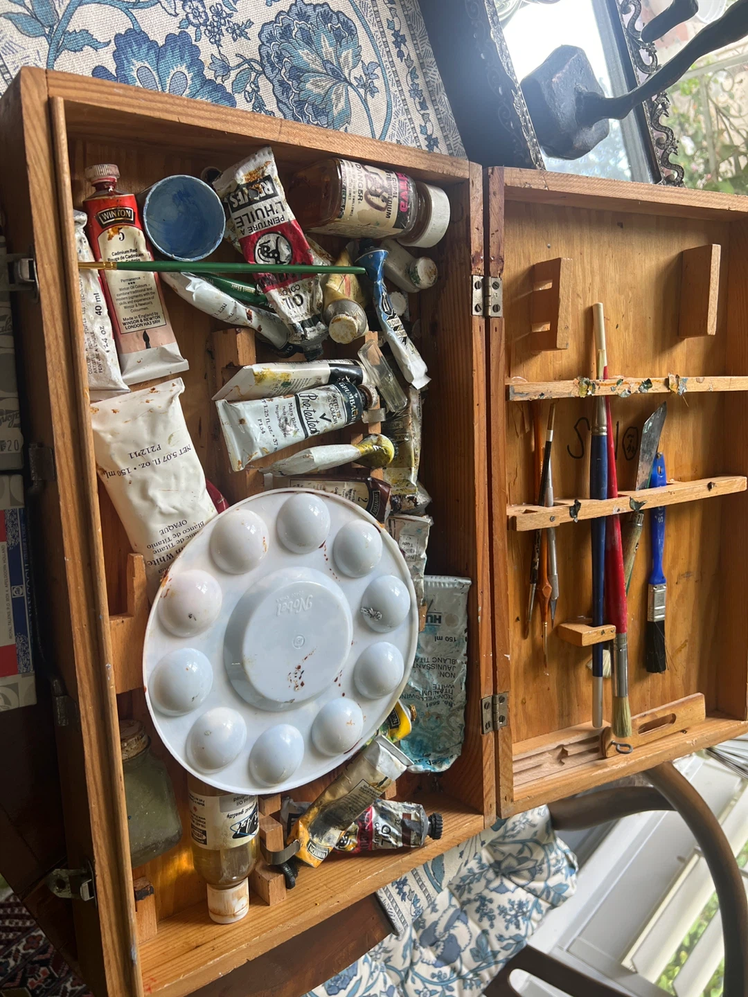 Art Supplies, including Van Gogh oil colors