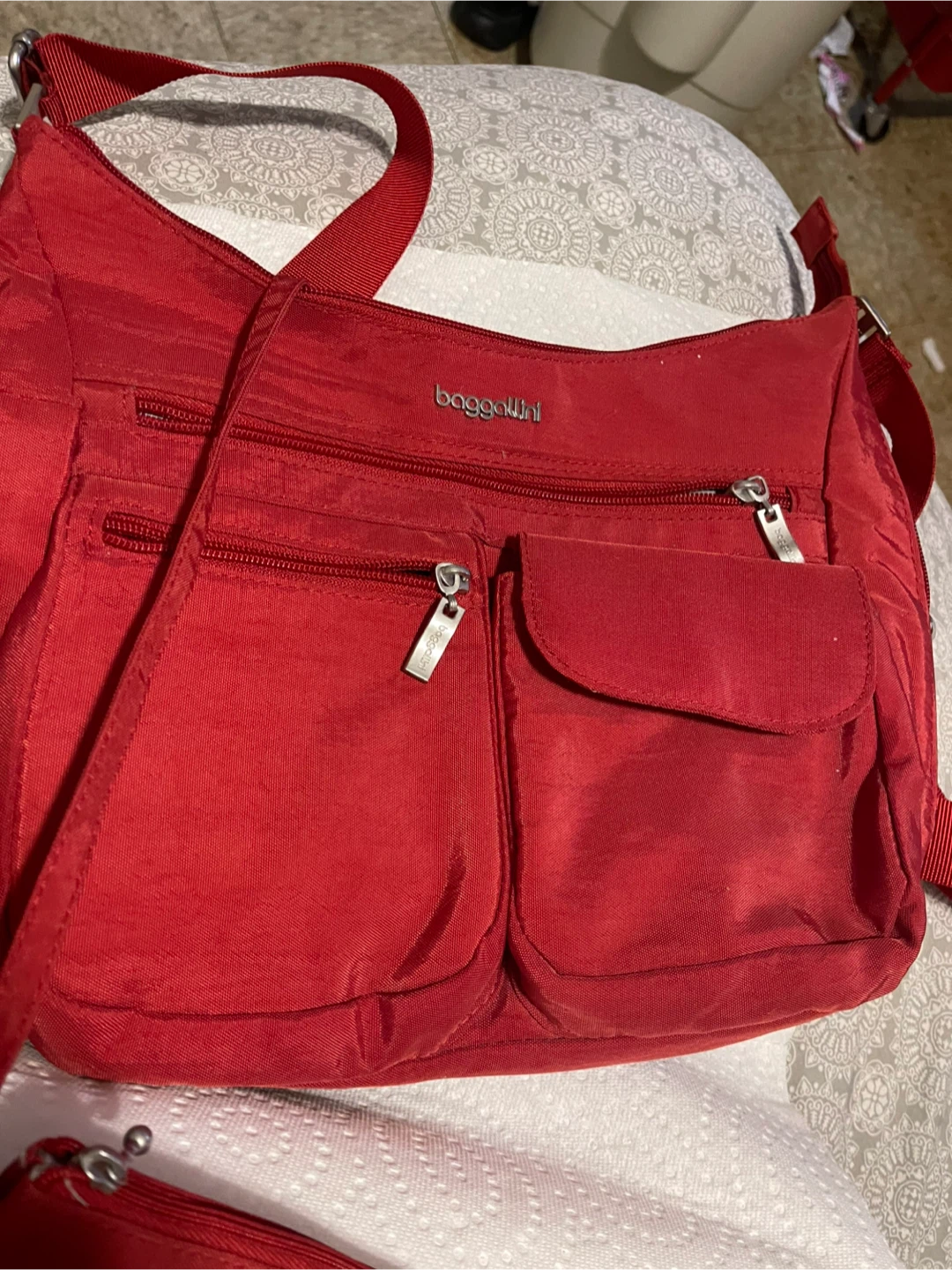 Baggallini Red Crossbody Bag with Matching Pouch - photo 5