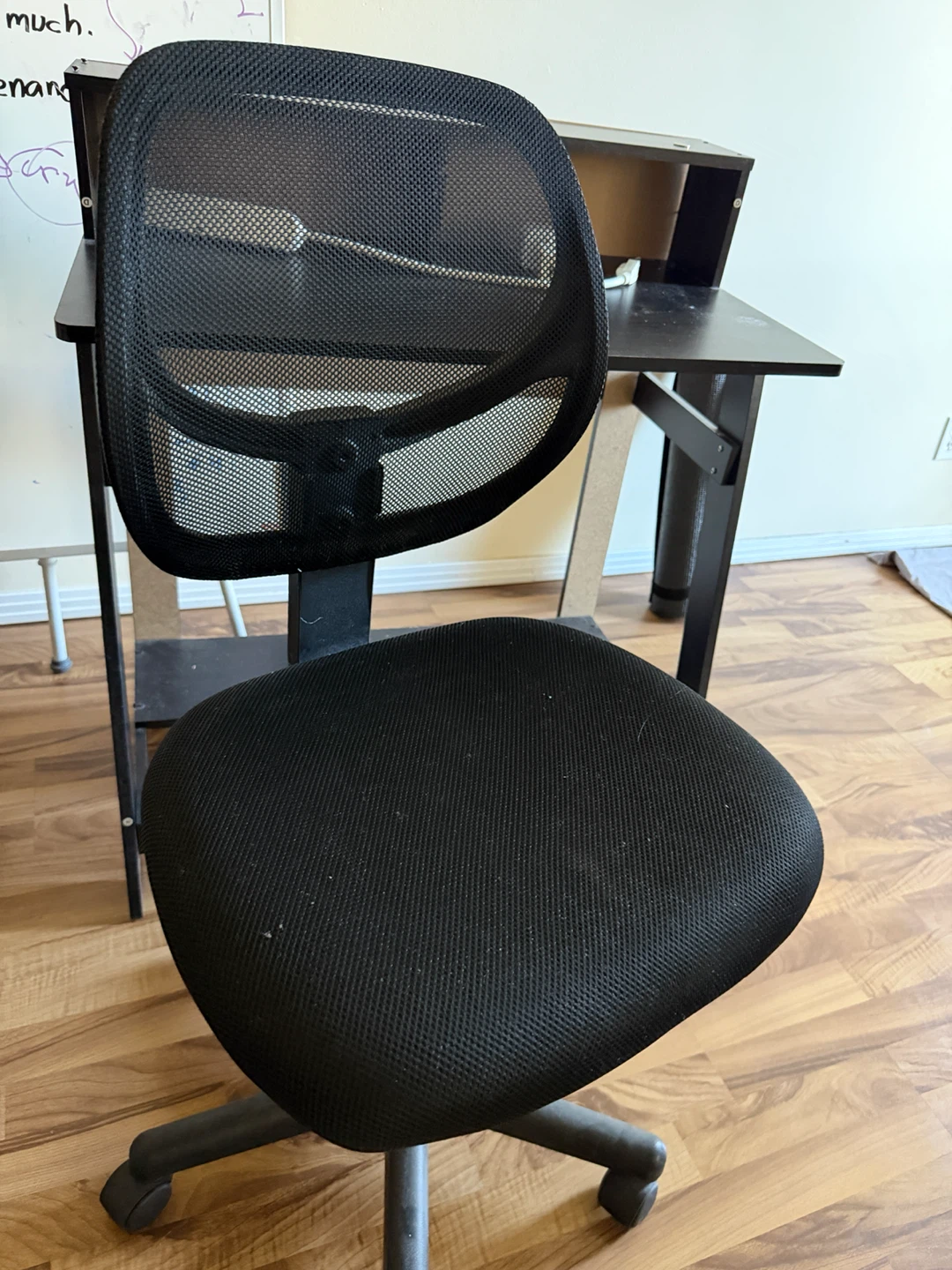 Black Mesh Office Chair (DESK FREE)