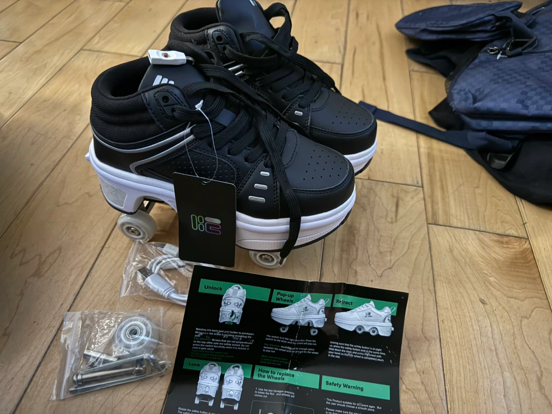 082 Deformation Roller Shoes size 1.5-2 youth
