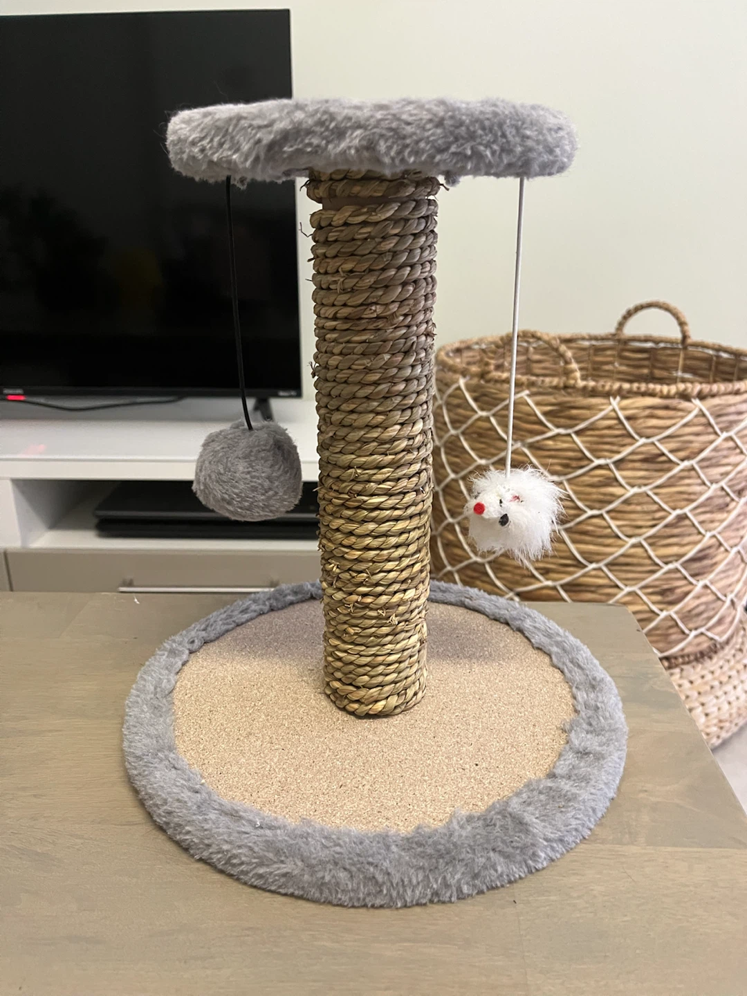 Cat Scratching Post with Hanging Toys