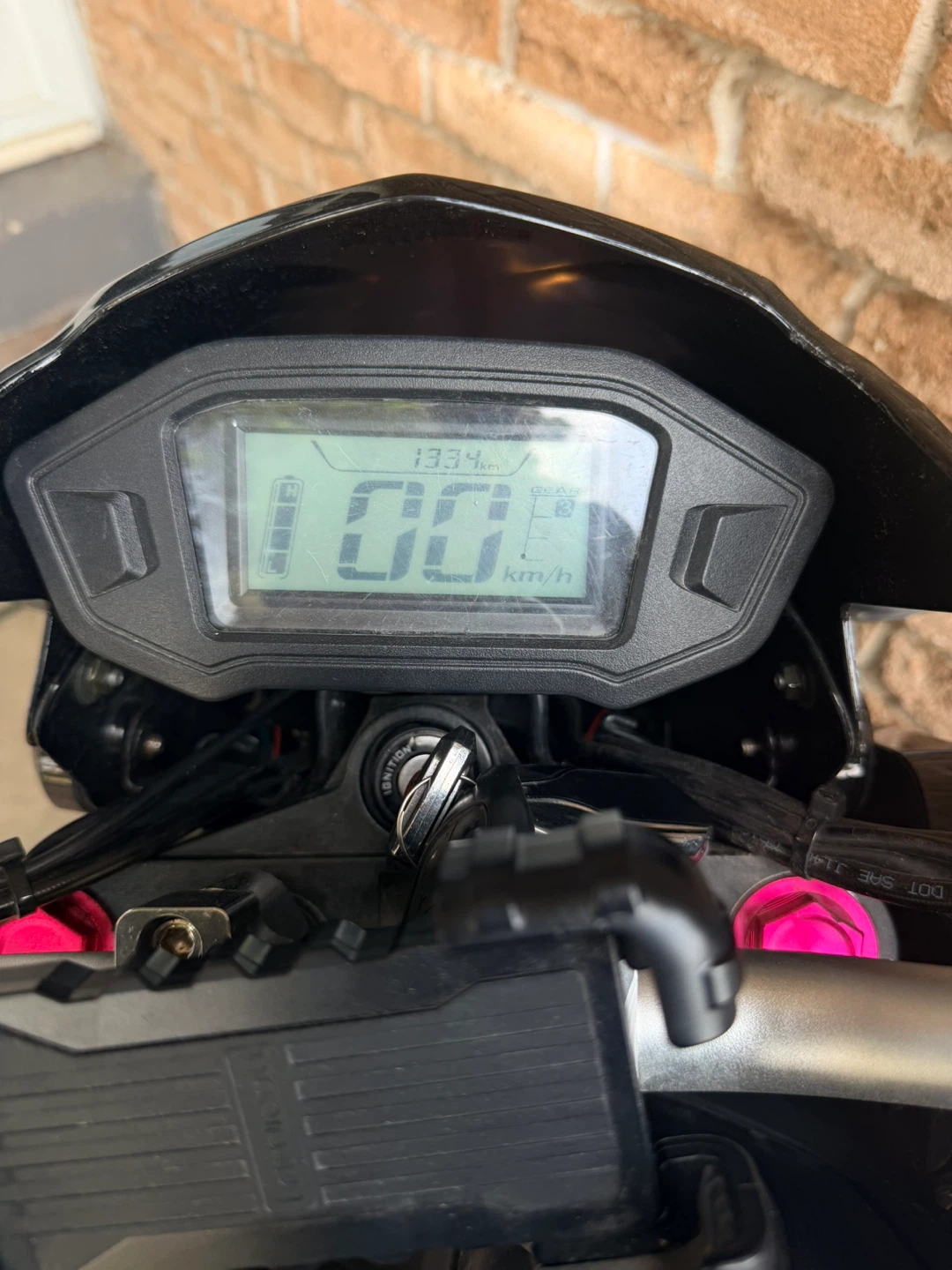 Knight turbo motorcycle style 72v (batteries work) - photo 3