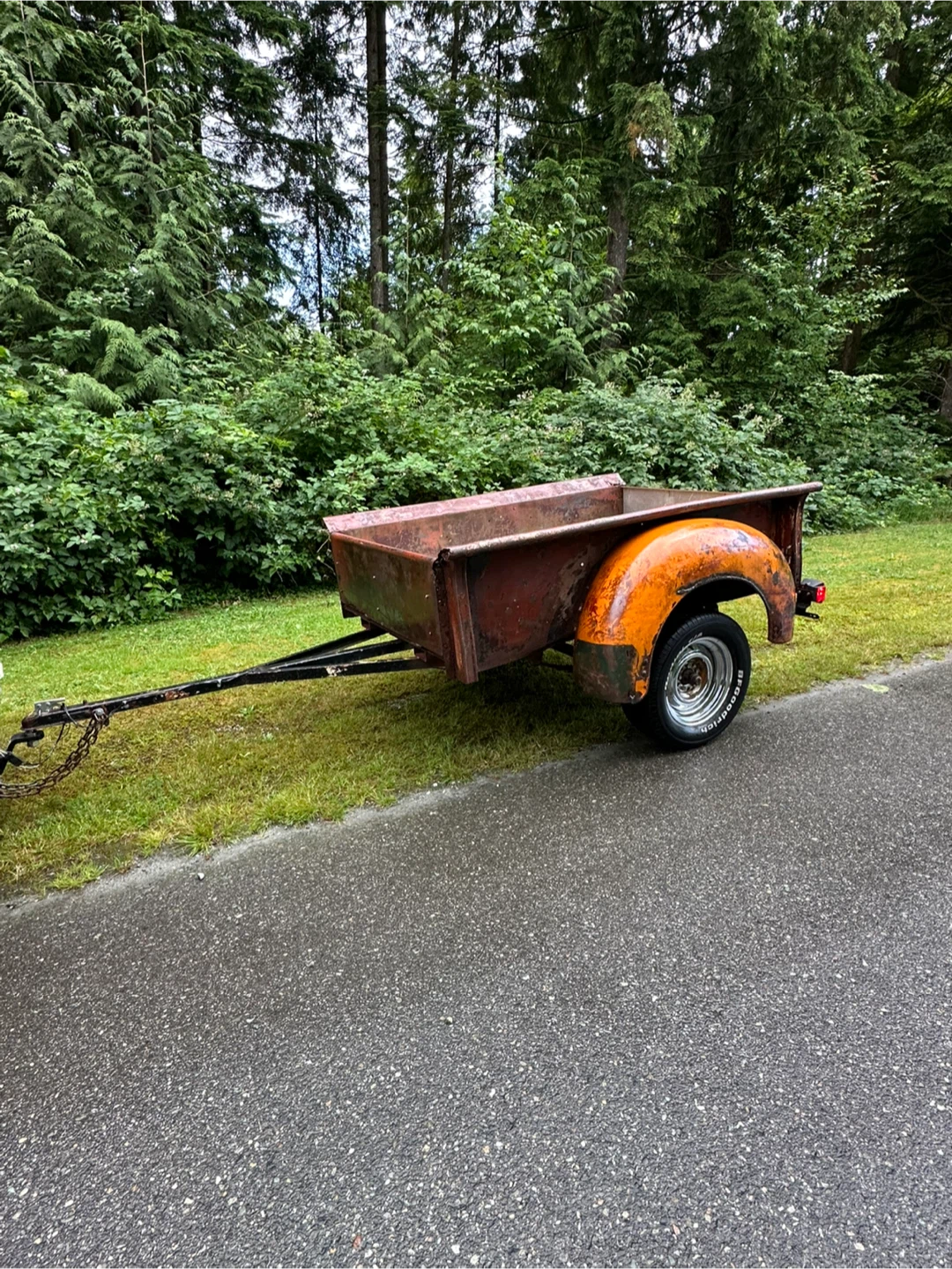 Custom rat rod utility trailer / 1947 Chevy box