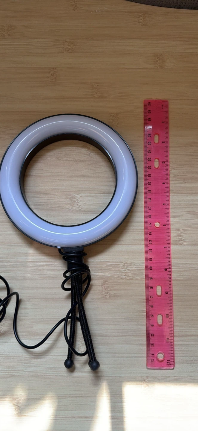 LED Ring Light with Tripod - photo 4