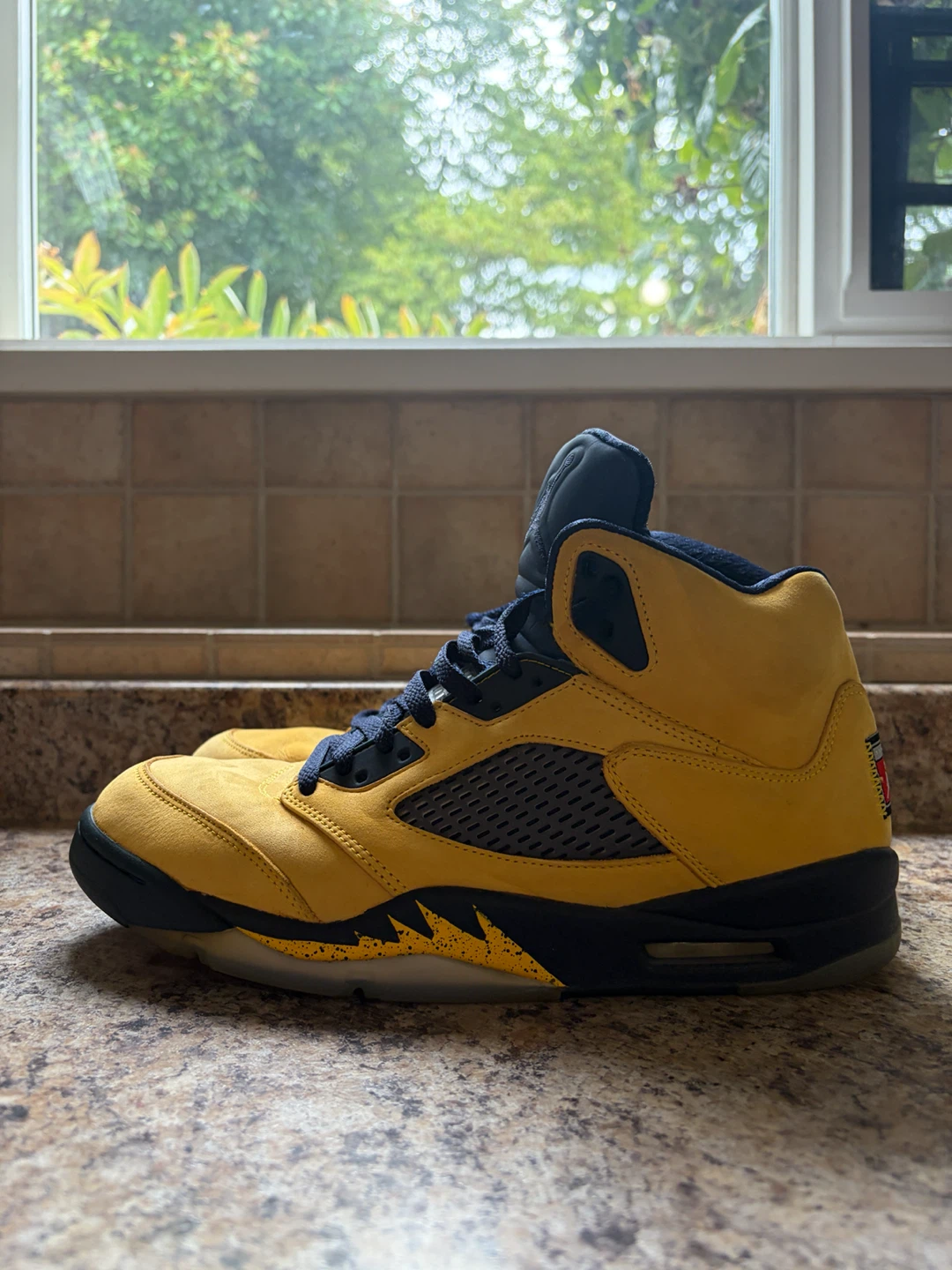Jordan 5 "Inspire" Yellow Navy Sneakers - photo 3