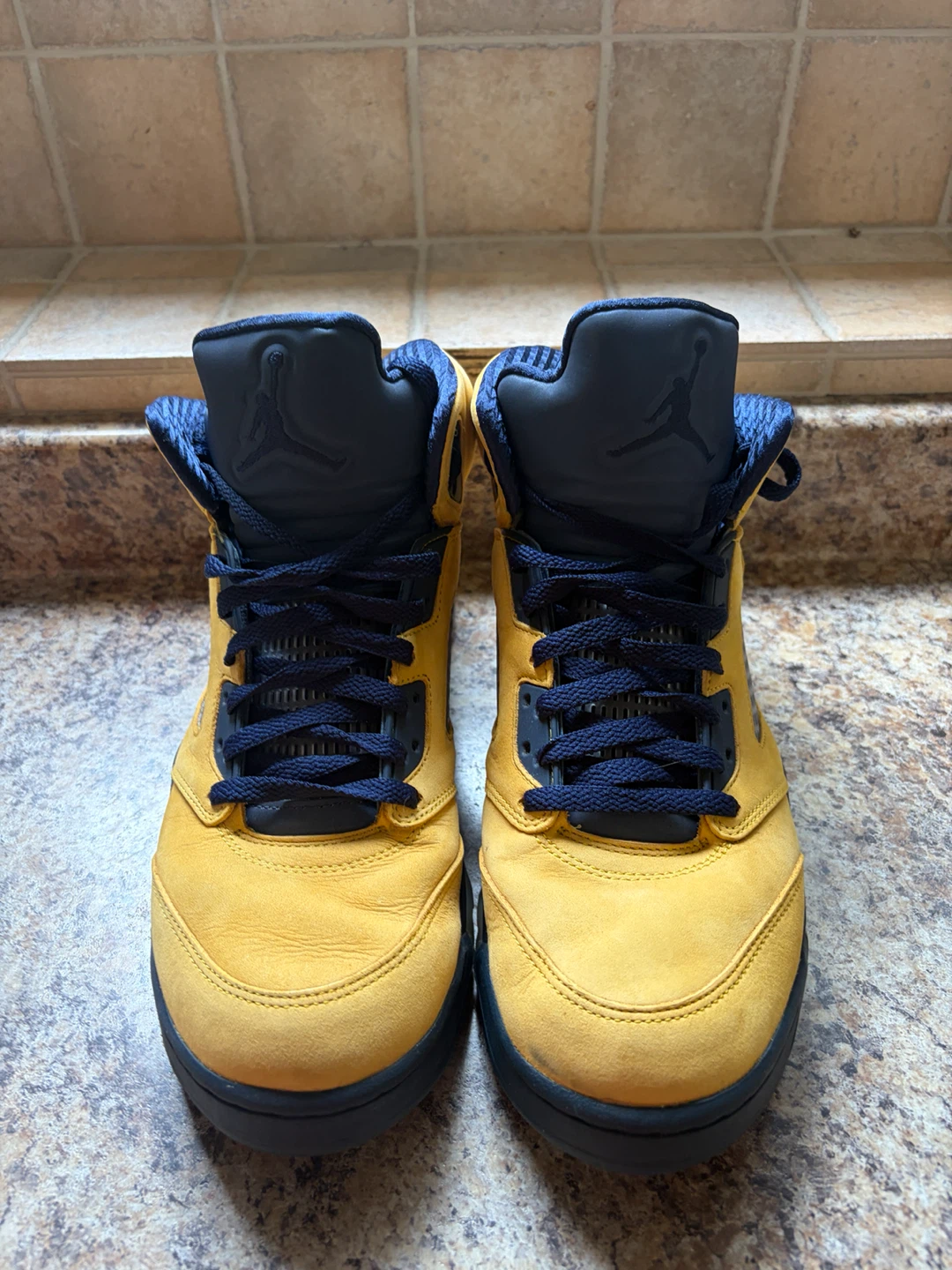 Jordan 5 "Inspire" Yellow Navy Sneakers - photo 4