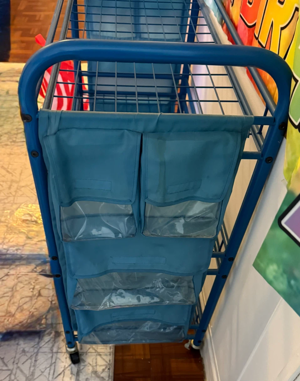 Lakeshore All-Purpose Teaching Cart - photo 3