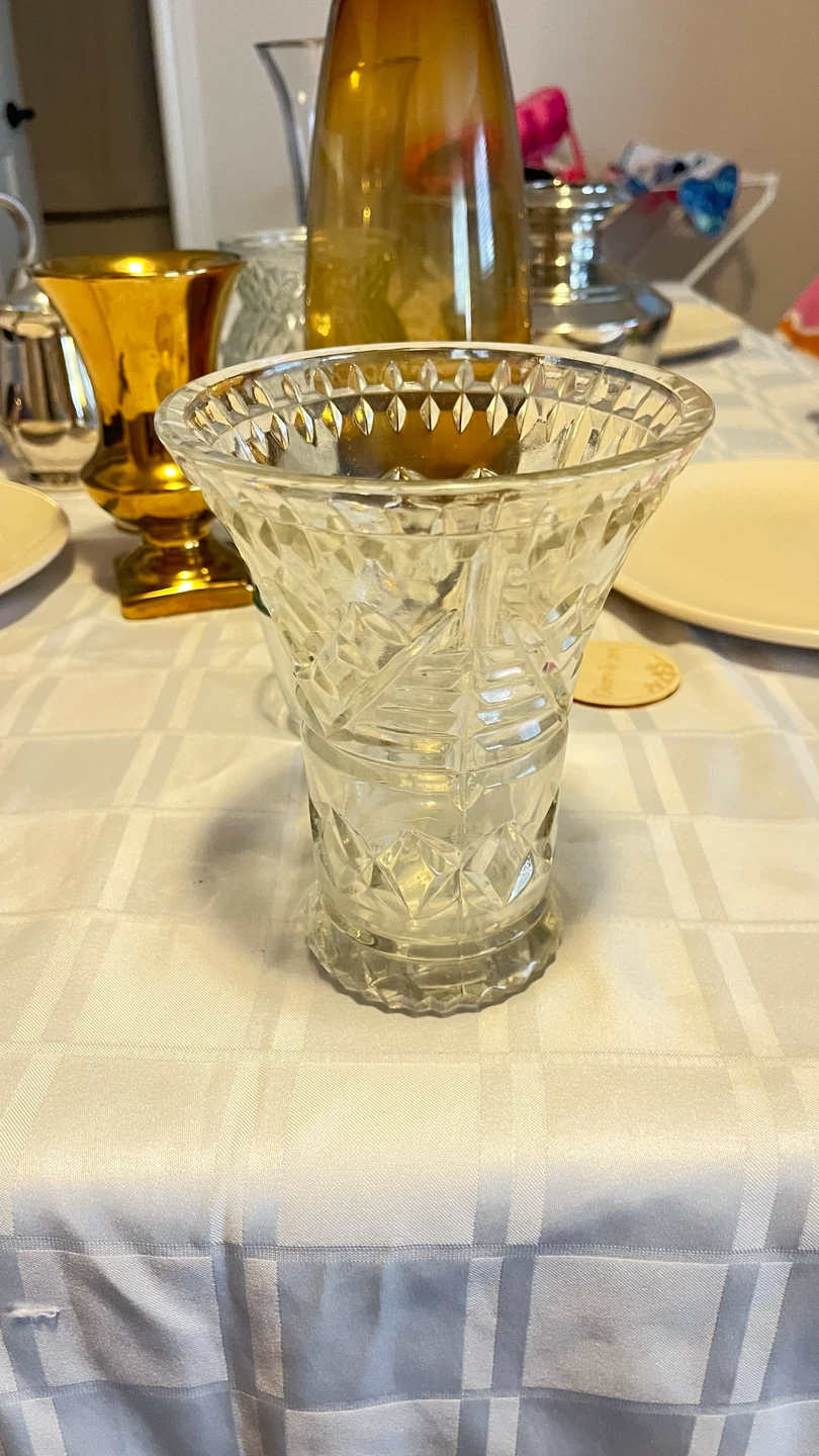Various crystal vases $10 each