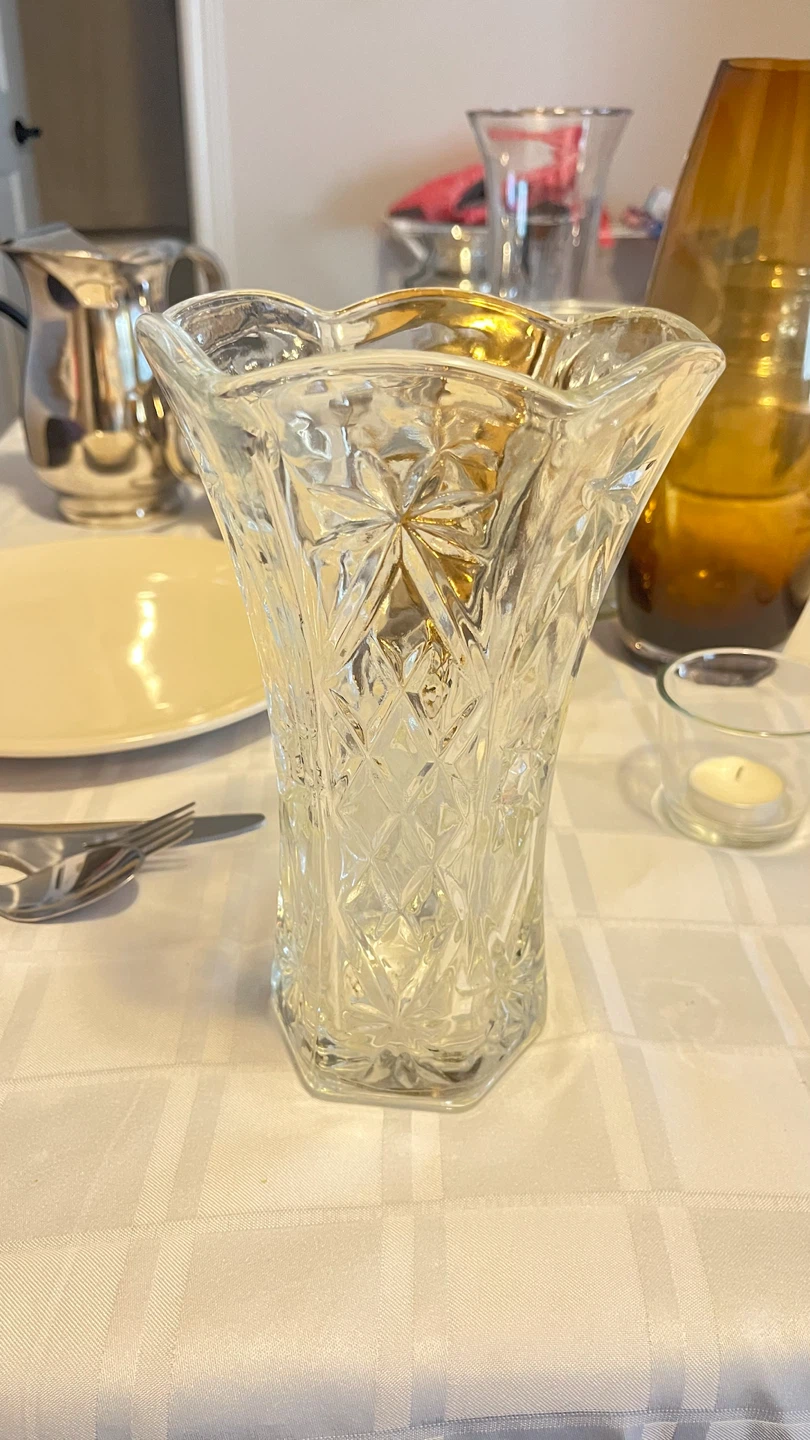 Various crystal vases $10 each - photo 2