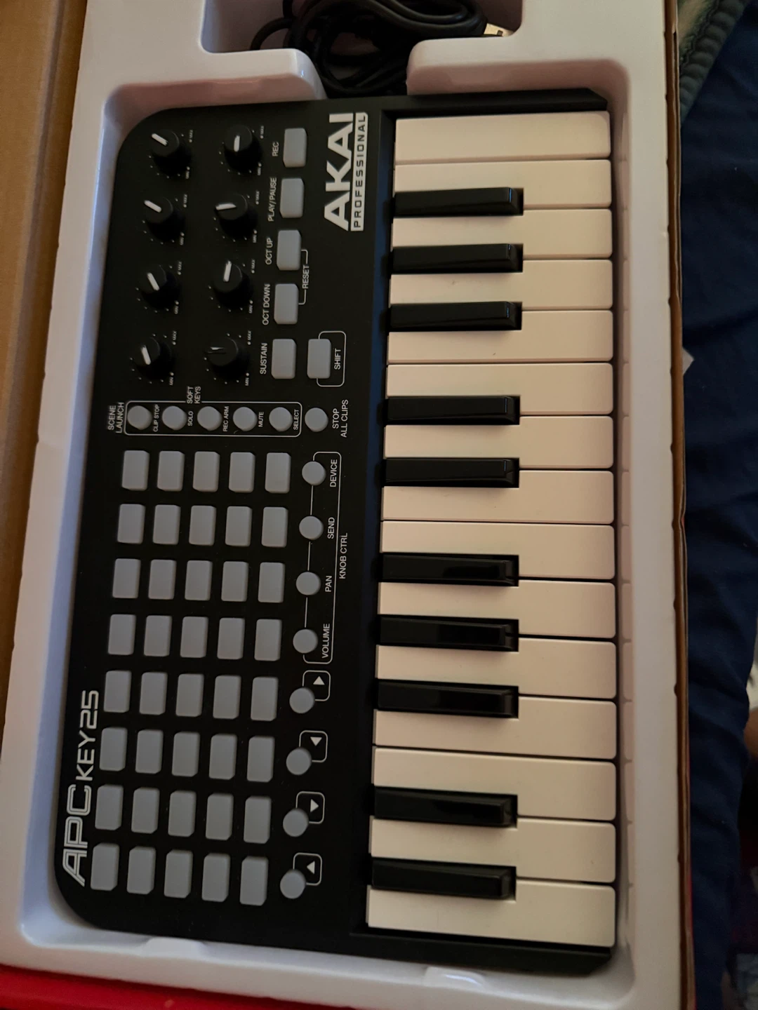 AKAI APC Key 25 Ableton Live Controller - photo 2