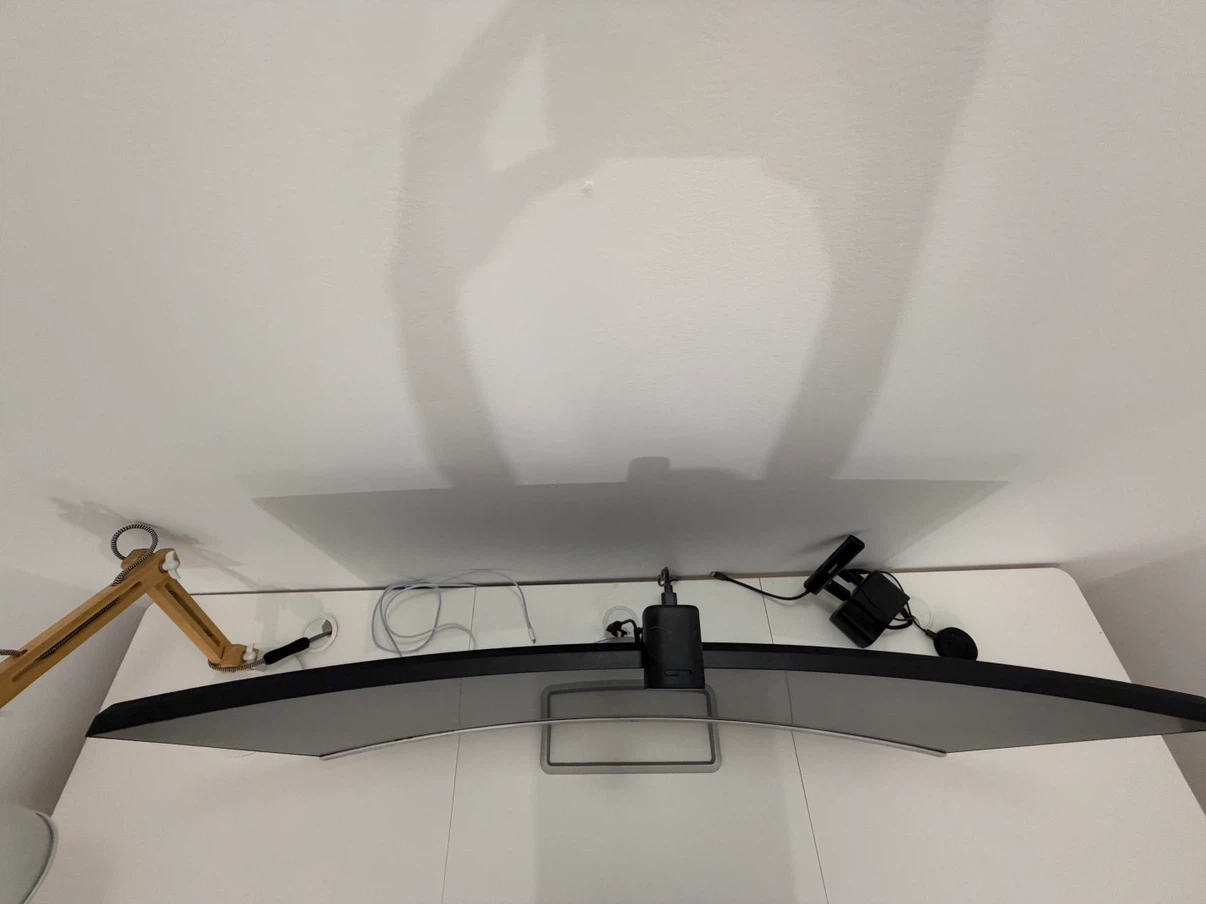 HP 34f 34” WQHD IPS Curved Monitor - photo 2