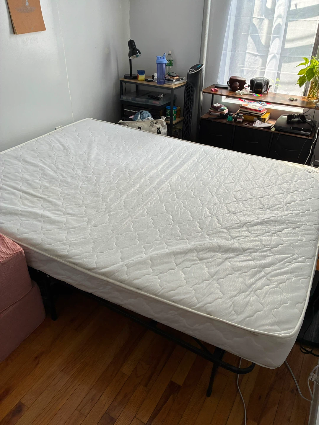 Queen Size Mattress - photo 2