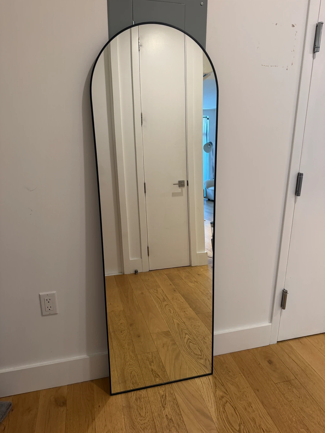 Full-Length Arched Mirror