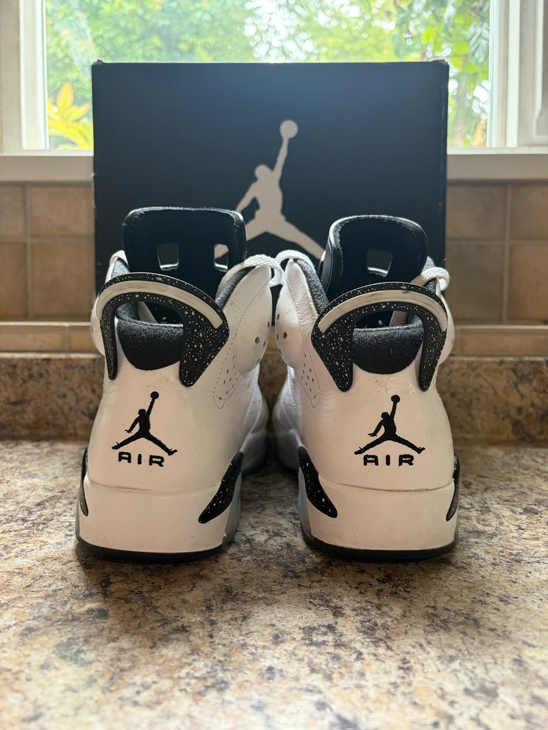Air Jordan 6 Retro Sneakers White/Black - photo 2