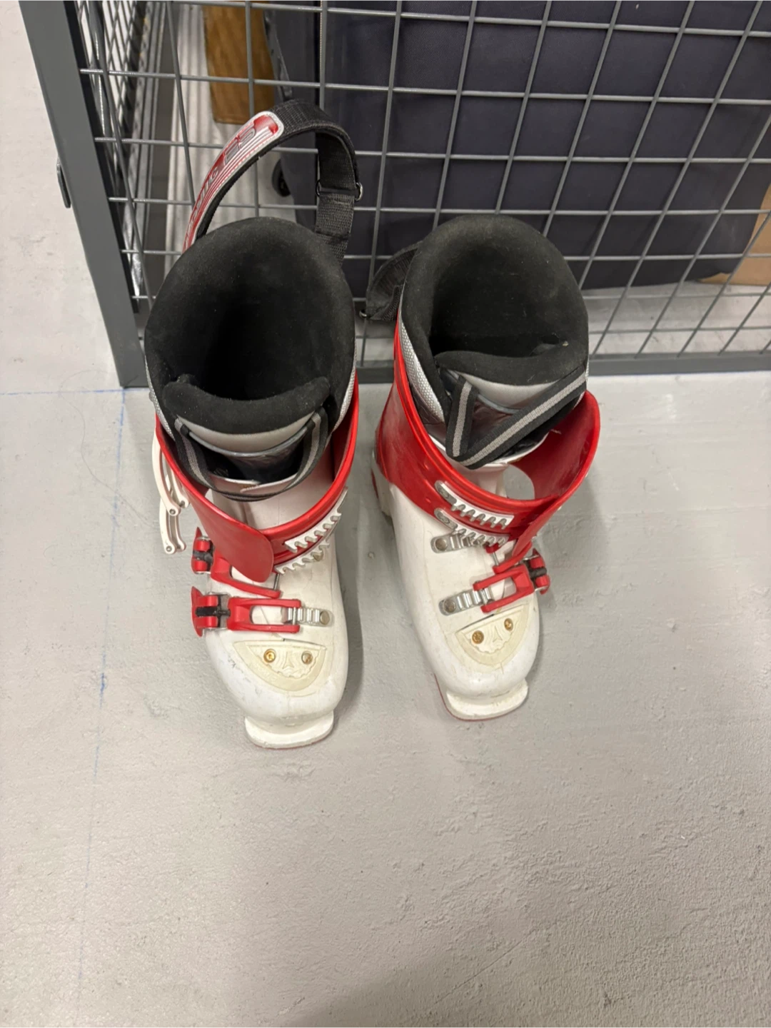 Atomic Ski Boots - photo 2