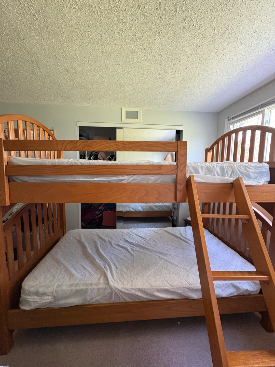 Solid Wood Bunk Bed + 2 Mattresses - photo 2