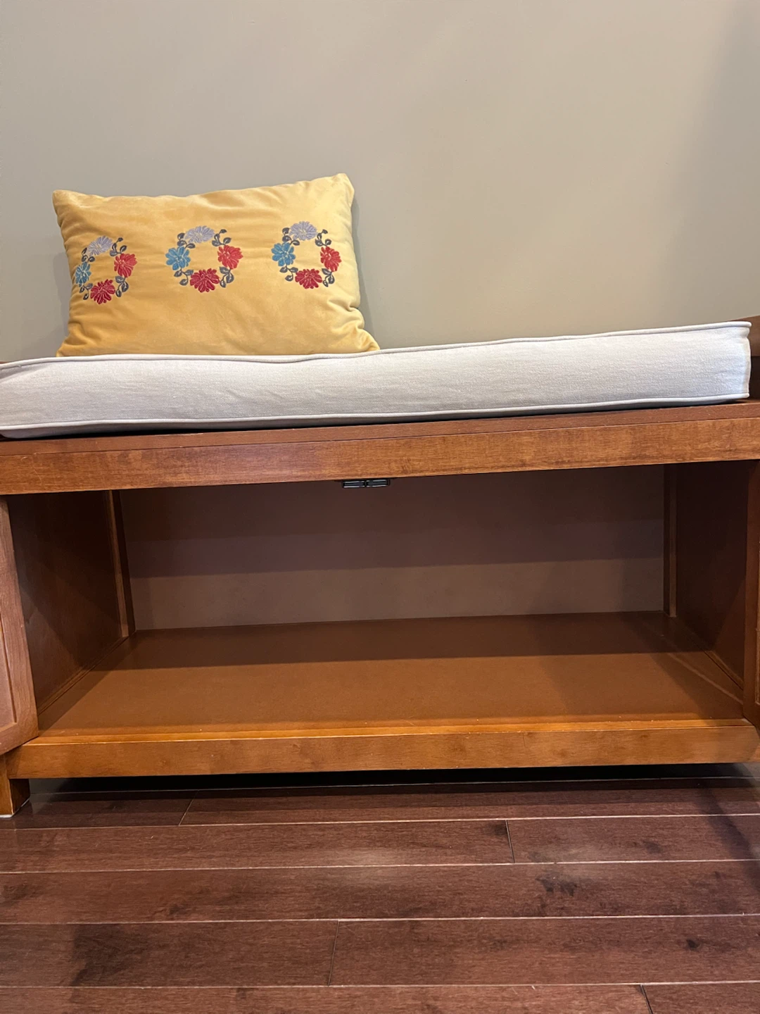 Premium Solid Ash Hardwood Storage Bench - photo 2