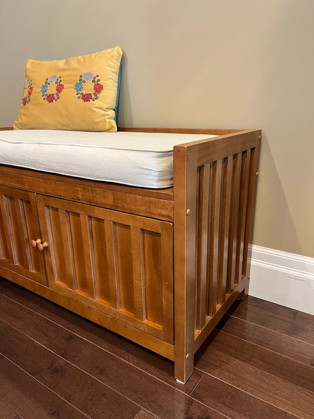 Premium Solid Ash Hardwood Storage Bench - photo 3