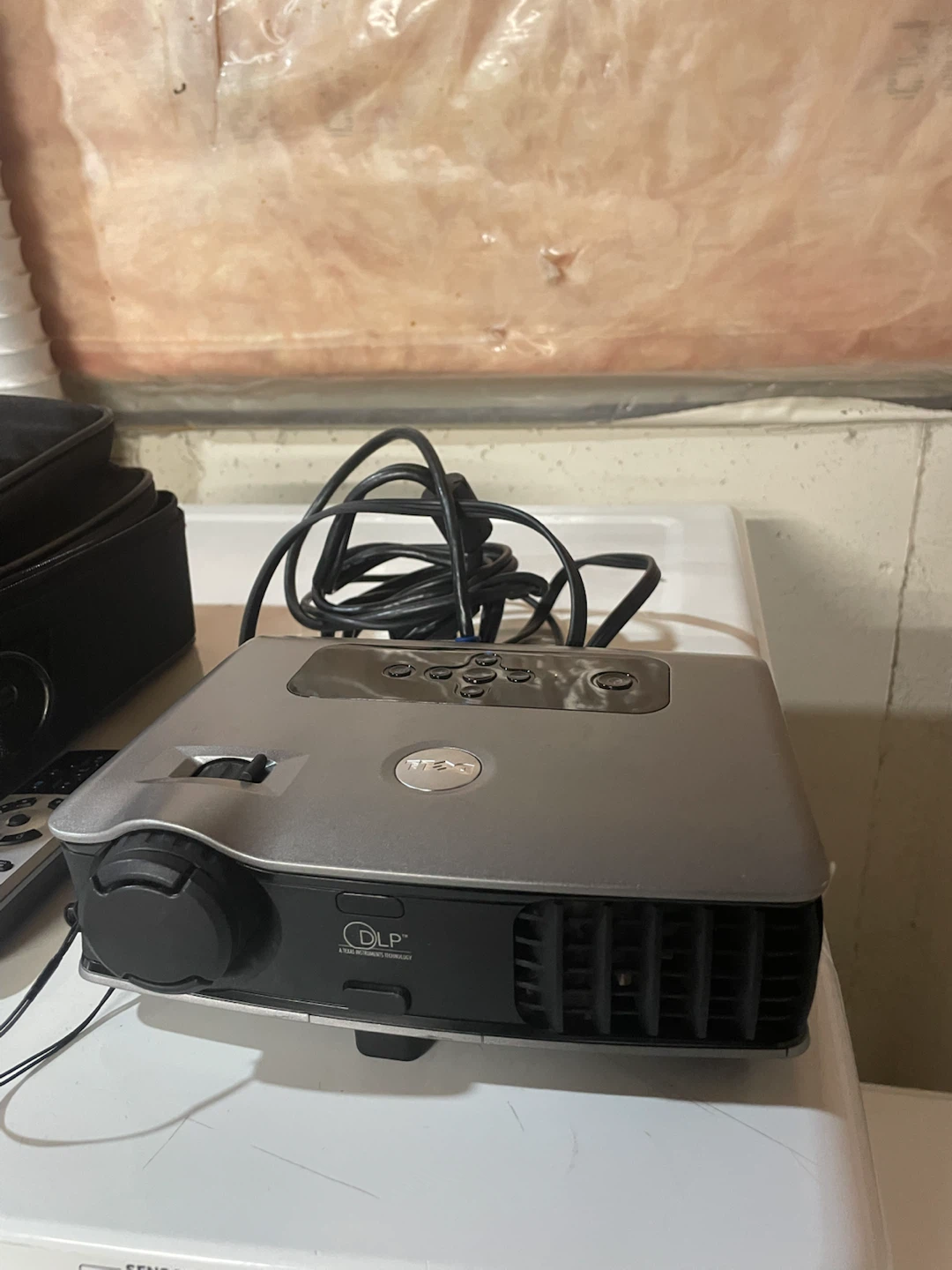 Dell 1409X DLP Projector - photo 2