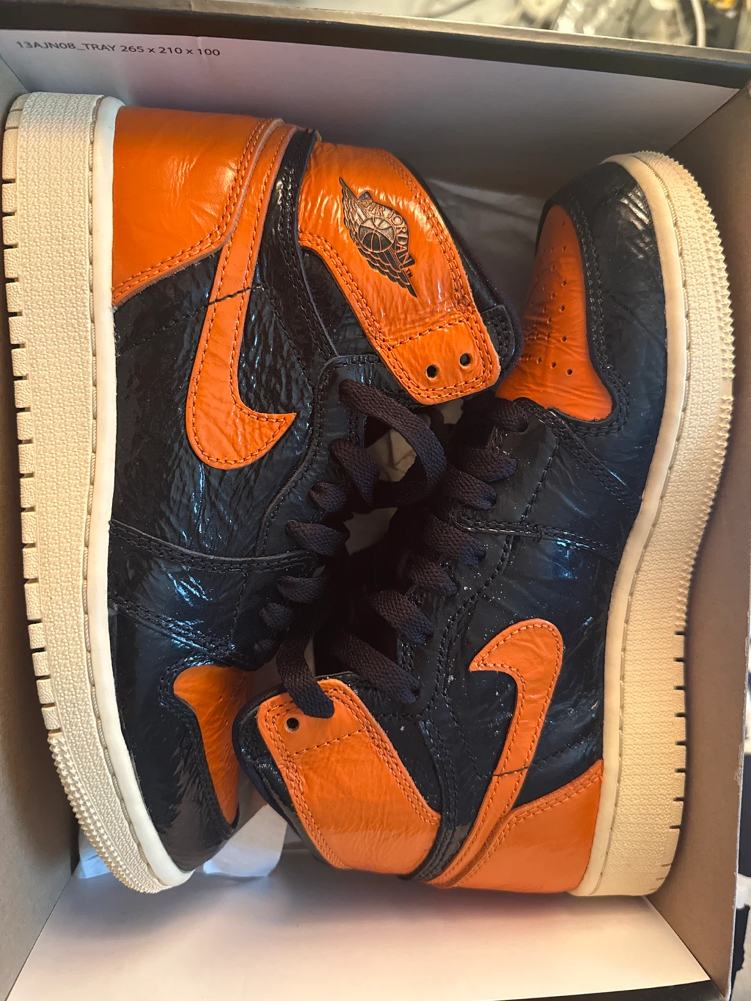 Air Jordan 1 High OG "Shattered Backboard"