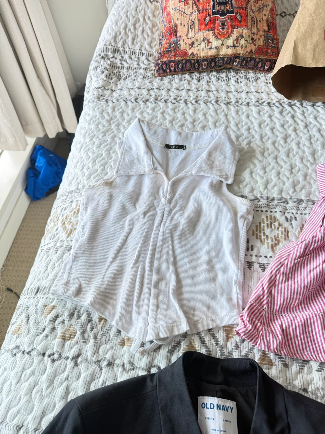 Woman’s Clothes - size S - M - photo 5