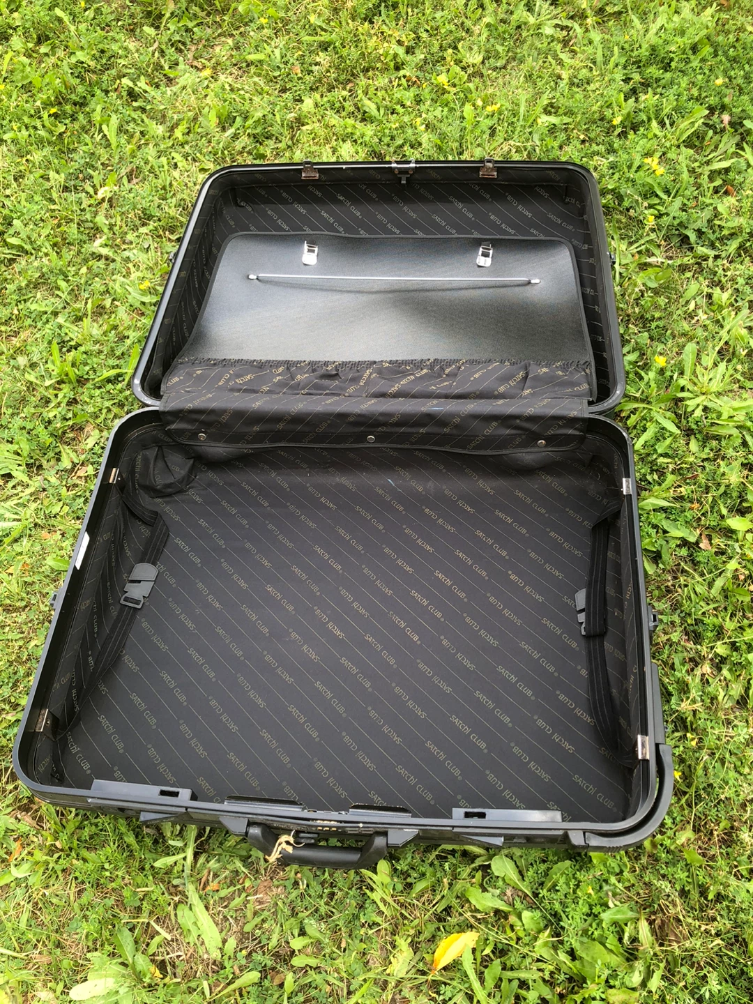 Dark Green Hard-Shell Suitcase (10x20x26inch) - photo 5
