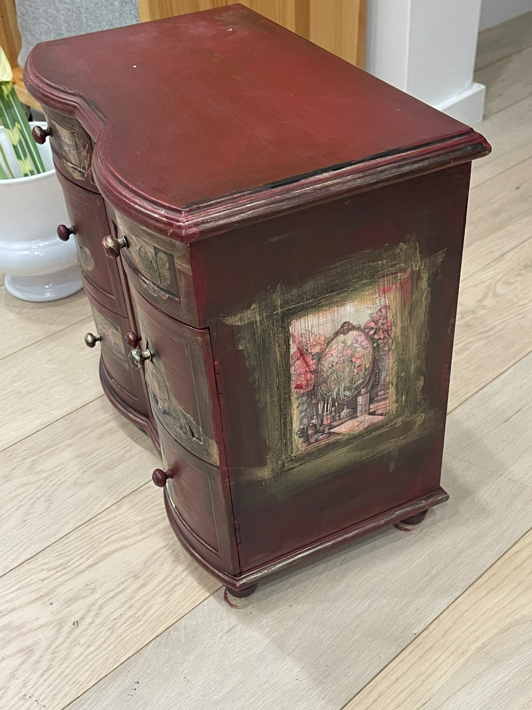 Vintage Bombay Jewelry Box with Mirror - photo 4