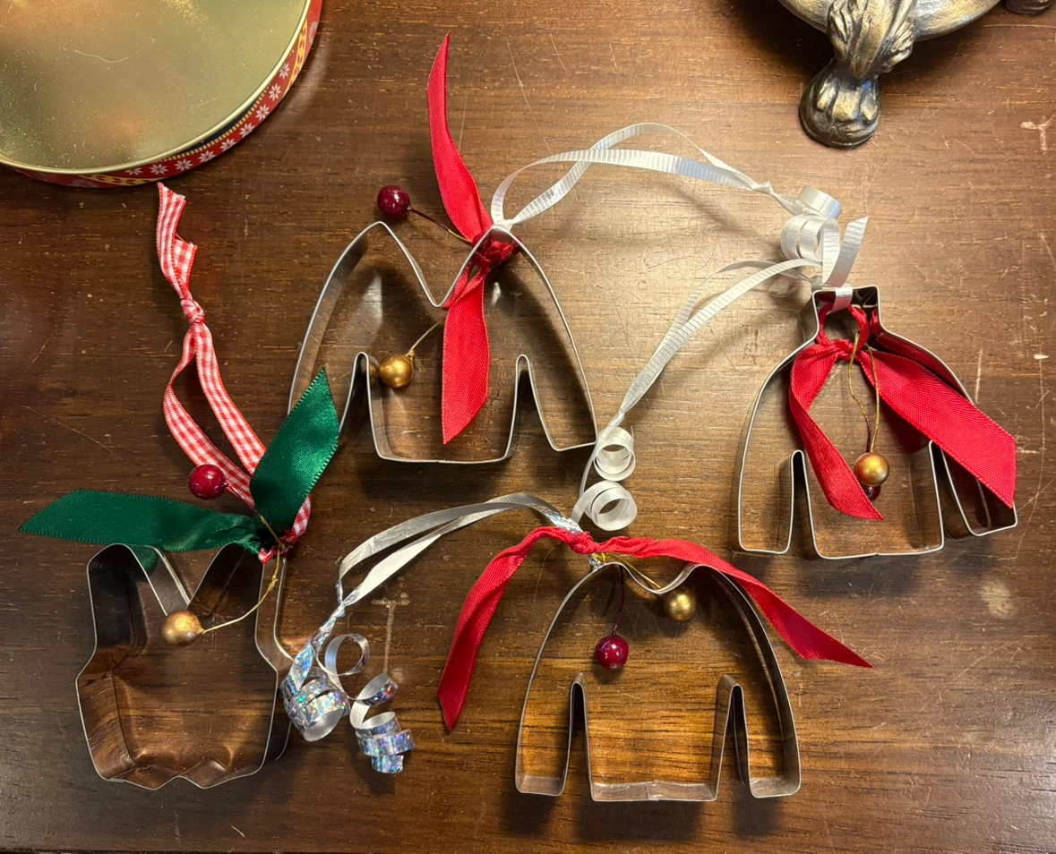 ✨✨Ugly Sweater Cookie Cutters with Ribbons