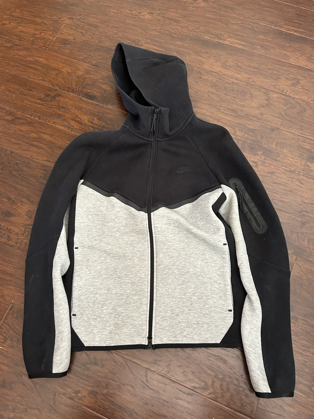 Nike Tech Fleece Full-Zip Hoodie