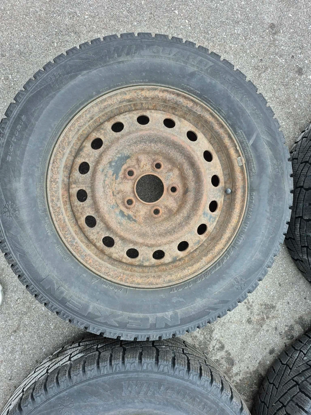 Winter tires 215/70R16 - 5*114.3 - photo 4