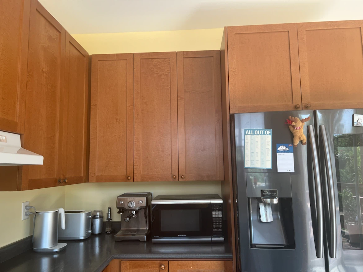 Kitchen cabinets