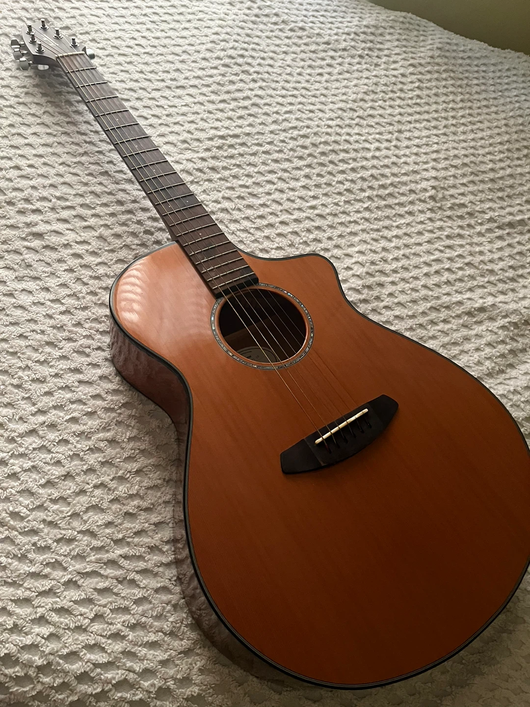 Breedlove Pursuit Concert Acoustic Guitar