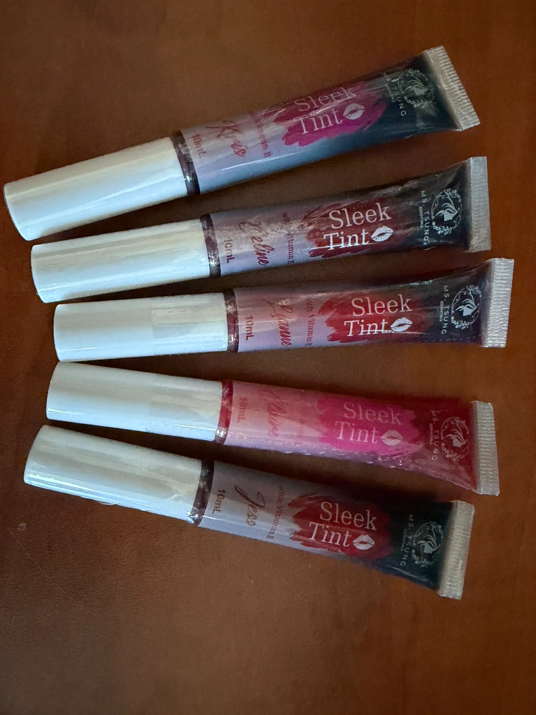 MS. TSUNG Sleek Tint