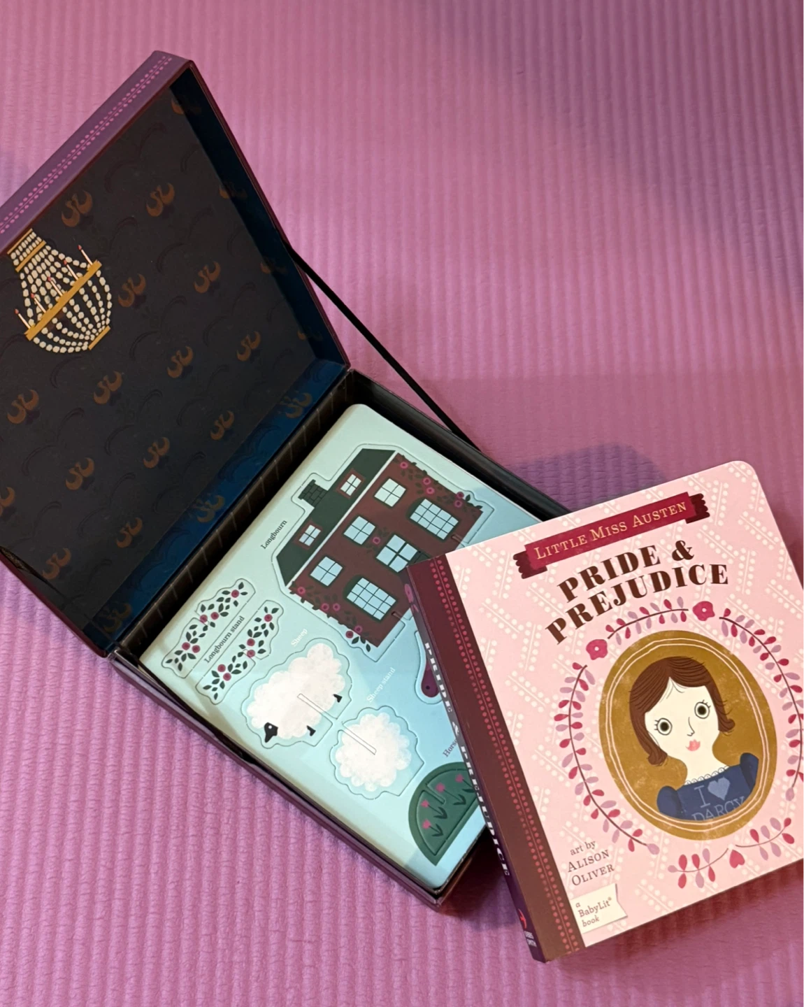 NEW✨BabyLit Little Miss Austen Pride & Prejudice Playset - photo 2