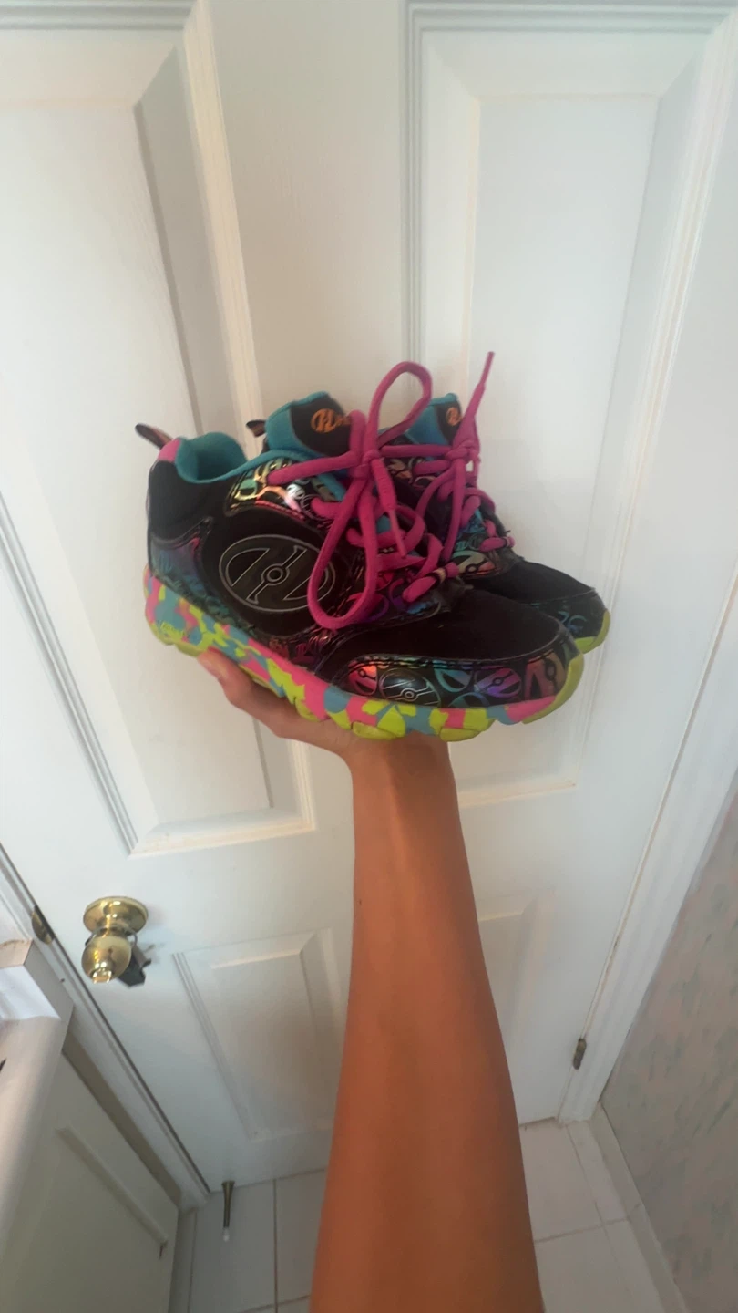 Heelys Roller Shoes