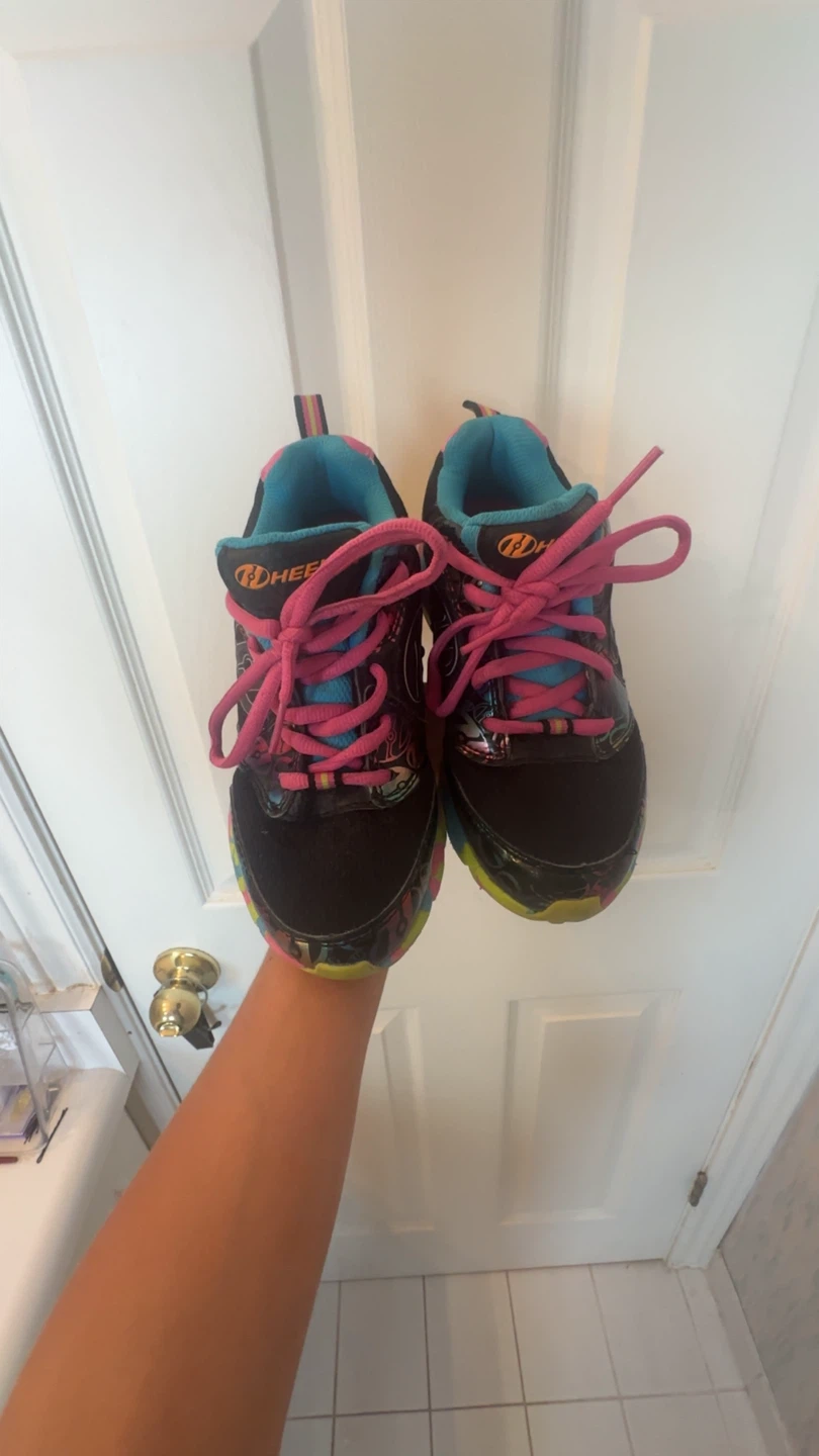 Heelys Roller Shoes - photo 2