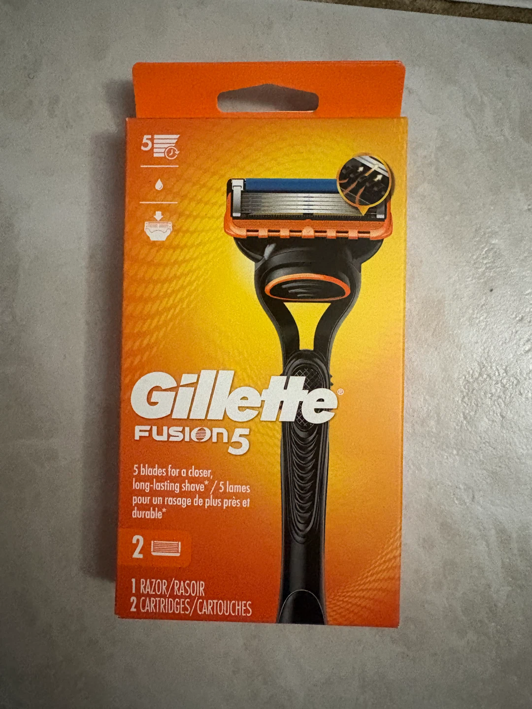 Gillette Fusion5 Razor with 2 Cartridges