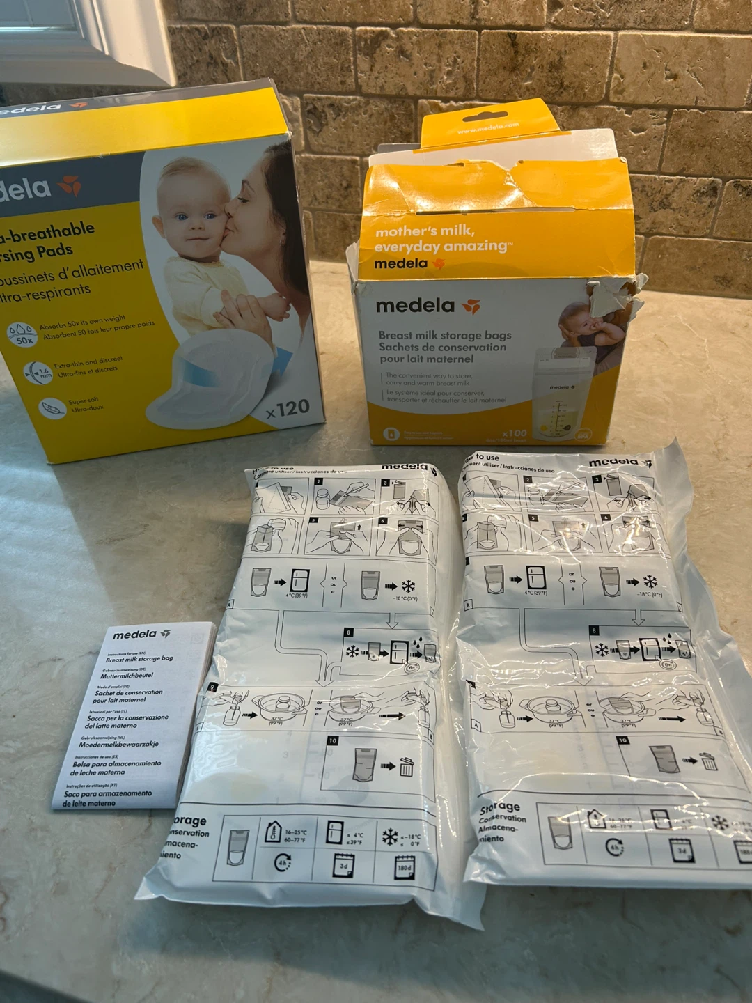 MEDELA FREESTYLE BREASTFEEDING PUMP & EXTRAS - photo 4
