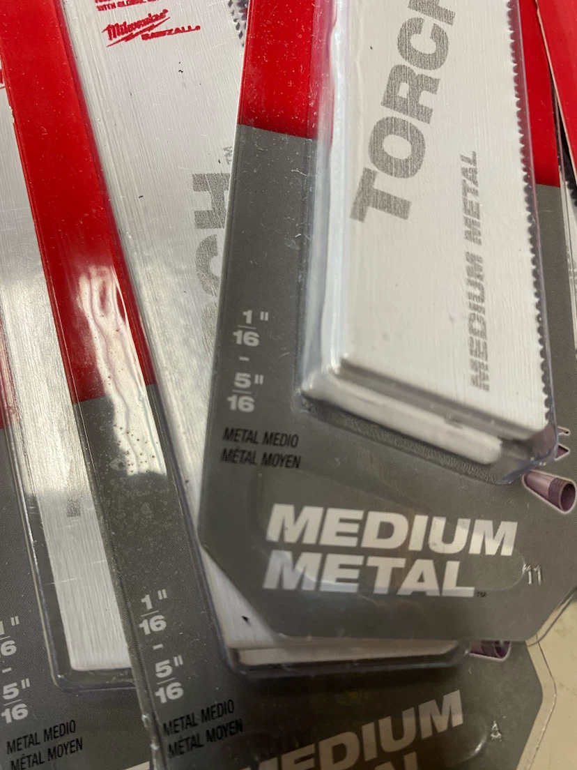 Milwaukee 6” 18tpi metal sawzall reciprocating saw blades 5 Pack - photo 2