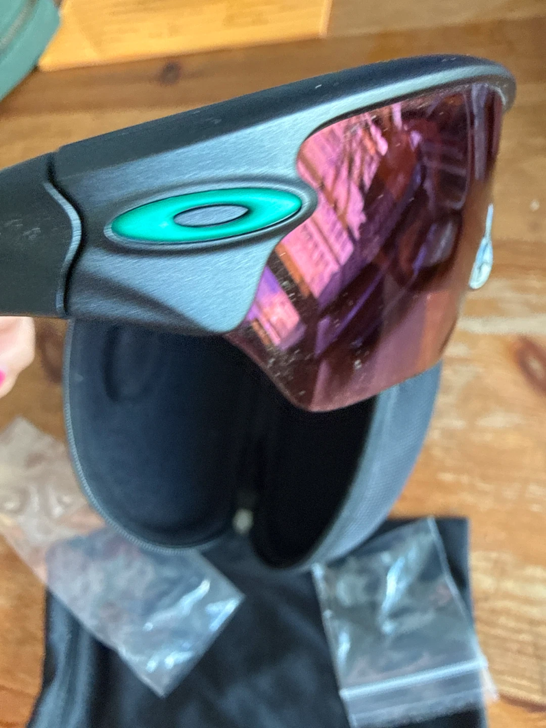 Oakley Sunglasses with Case and Accessories - photo 3