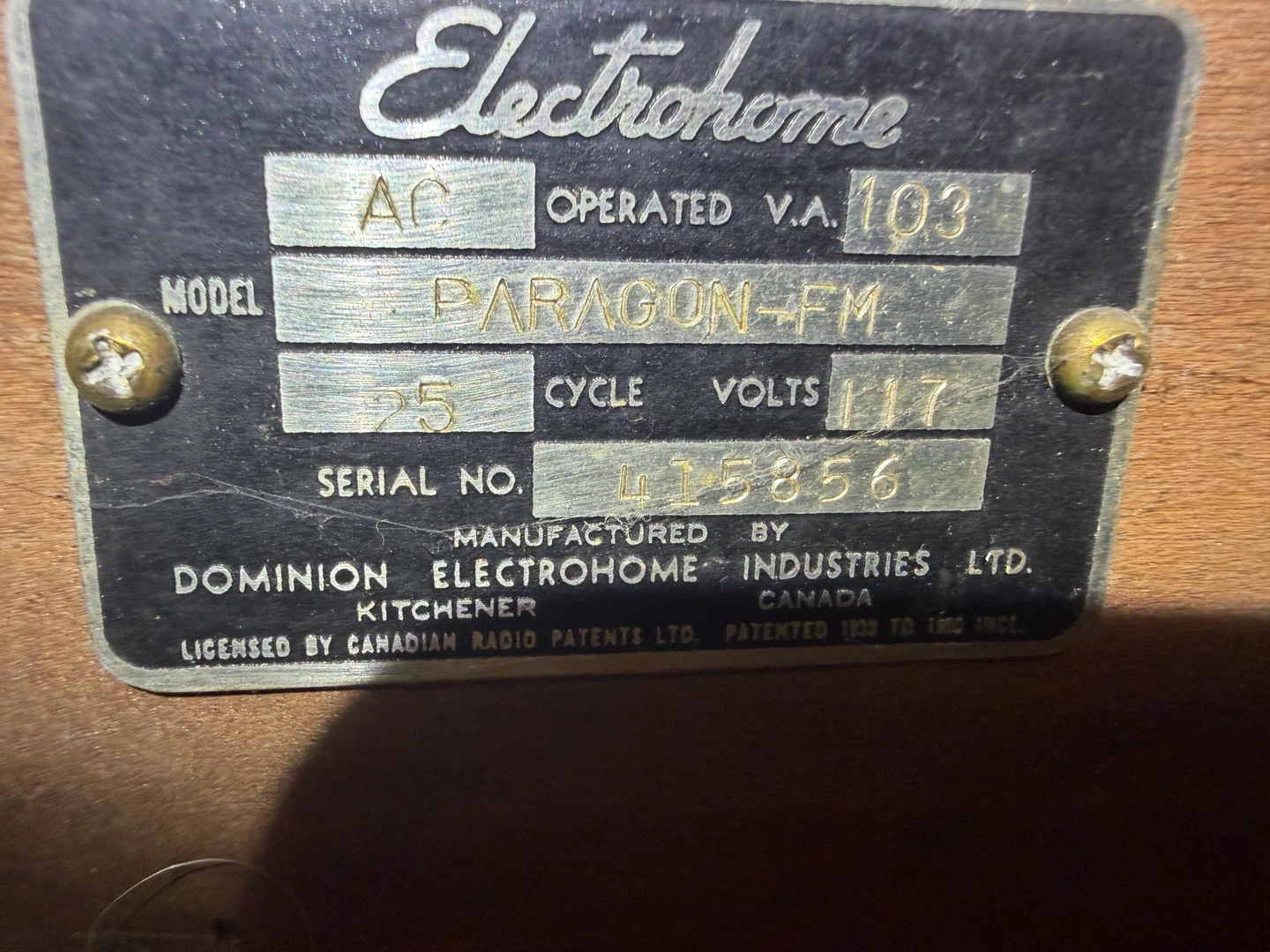 Electrohome Paragon-FM Radio Console - photo 2