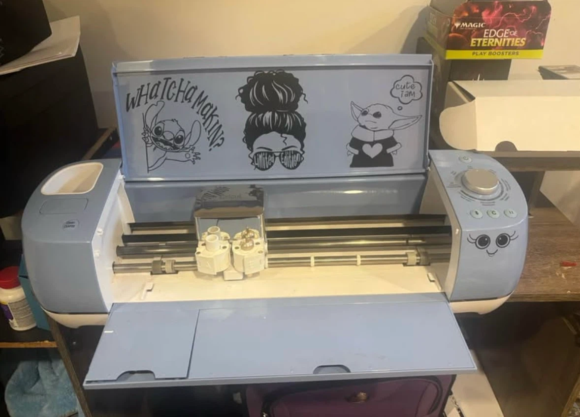 Cricut Explore Air 2 Cutting Machine with Vinyl Sheets - photo 2
