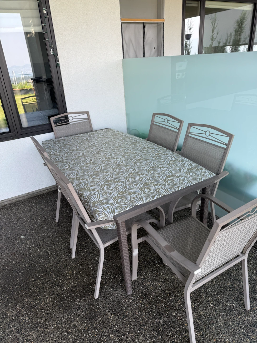 Outdoor patio dining set with 6 chairs - photo 2